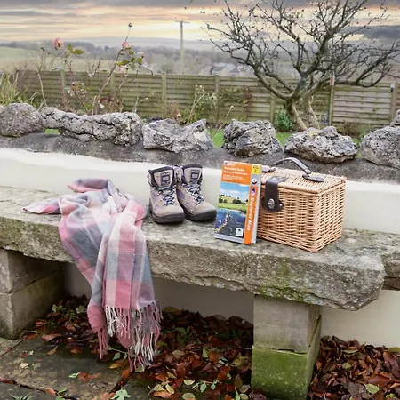 度假居 2-bed Sleeps 4 Pet Ok & Parking *