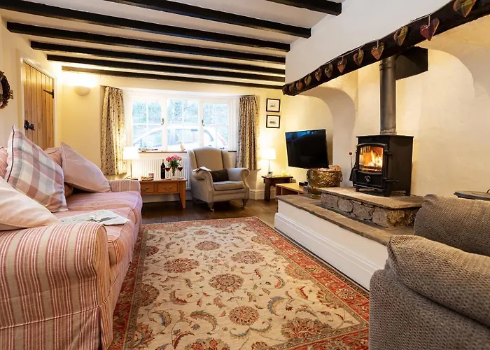 2-bed Sleeps 4 Pet Ok & Parking Ferienhaus *