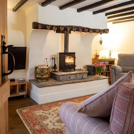 Holiday home 2-bed Sleeps 4 Pet Ok & Parking Ingleton (North Yorkshire)